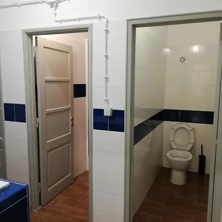Come Estefania بيت شباب Lisboa